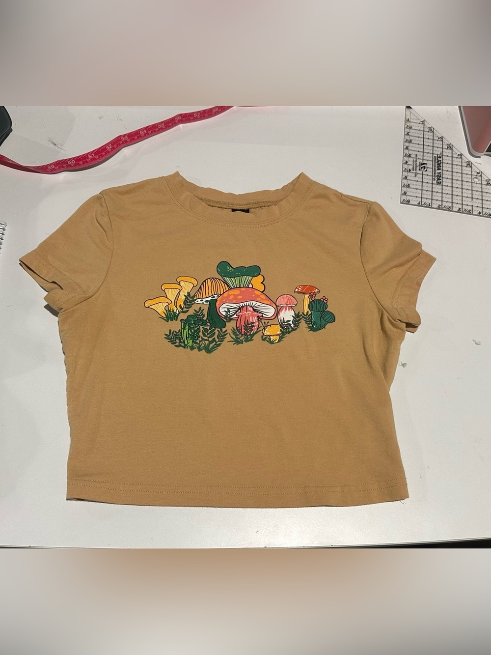 Mushroom crop top  🍄‍🟫 🍄